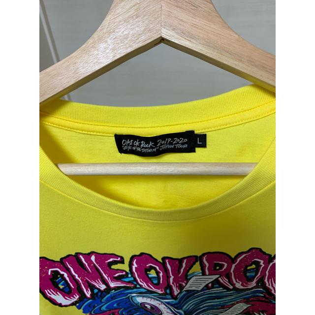 ONE OK ROCK(ワンオクロック)のONE OK ROCK Eye of the Storm TOUR Tシャツ メンズのトップス(Tシャツ/カットソー(半袖/袖なし))の商品写真