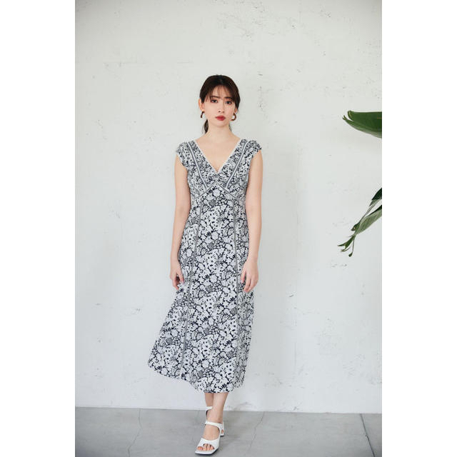 【新品未使用タグ付き】Her lip to Floral Dress