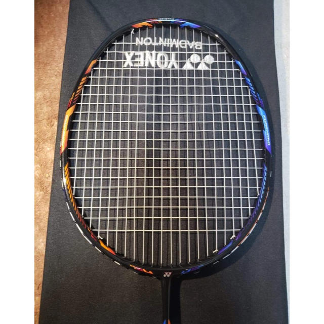 高い YONEX バドミントン ラケット デュオラ10 リーチョンウェイモデル