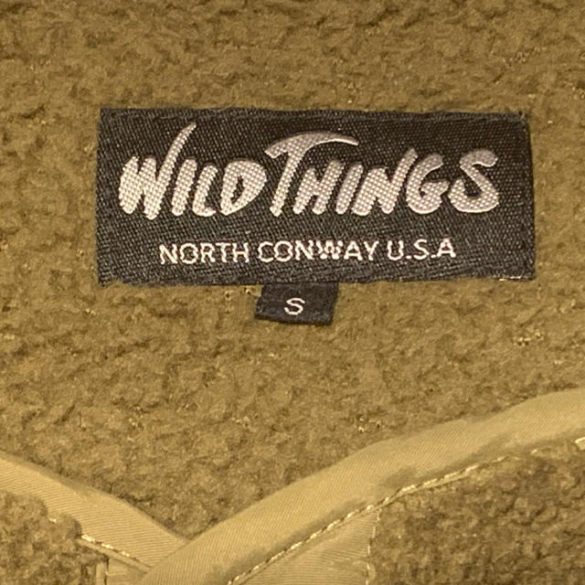 WILDTHINGS(ワイルドシングス)の廃盤 ワイルドシングス　パイルフリース ノーカラージャケット ボア オリーブ メンズのジャケット/アウター(その他)の商品写真