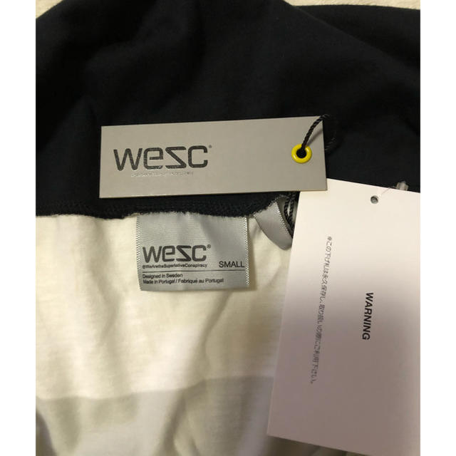 WeSC(ウィーエスシー)のボーダーワンピース　新品未使用タグ付き レディースのワンピース(ミニワンピース)の商品写真
