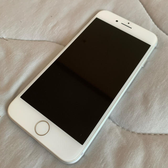 iPhone 8 Silver 64 GB SIMフリー