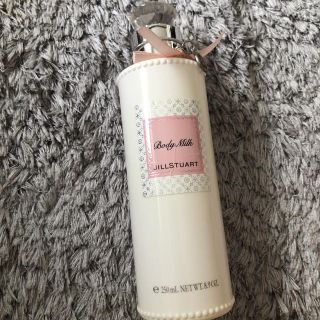 JILLSTUART ボディークリーム(ボディクリーム)