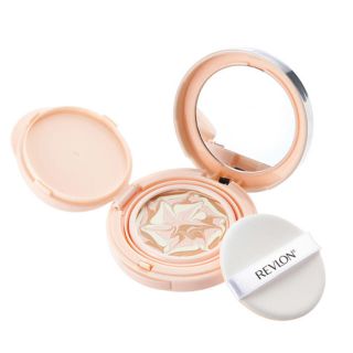 レブロン(REVLON)のレブロンフォトレディキャンディッドウォーターエッセンスファンデーション(ファンデーション)