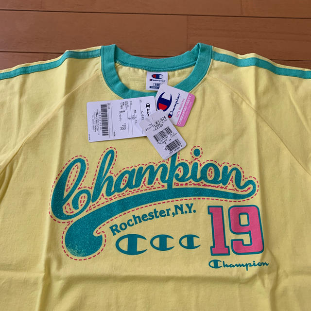 Champion(チャンピオン)のＴシャツ　１６０　3枚 キッズ/ベビー/マタニティのキッズ服女の子用(90cm~)(Tシャツ/カットソー)の商品写真