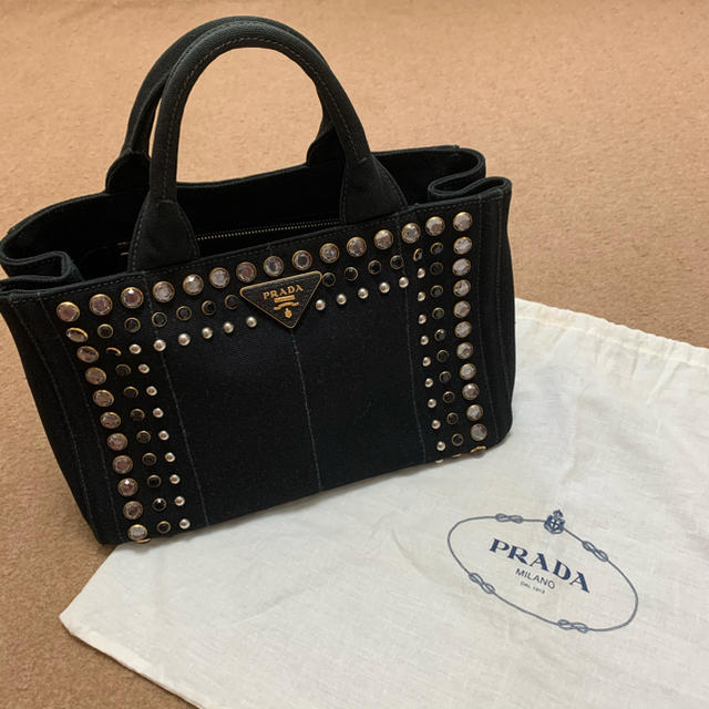 Prada プラダ カナパ バッグ 黒 スタッズ ビジュー