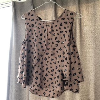 ザラ(ZARA)のZARA レオパード　ヒョウ柄　ダルメシアン　ブラウス　タンクトップ　(シャツ/ブラウス(半袖/袖なし))