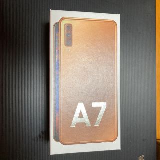 サムスン(SAMSUNG)のGalaxy A7  SIMフリー　新品・未使用　ゴールド　64GB(スマートフォン本体)