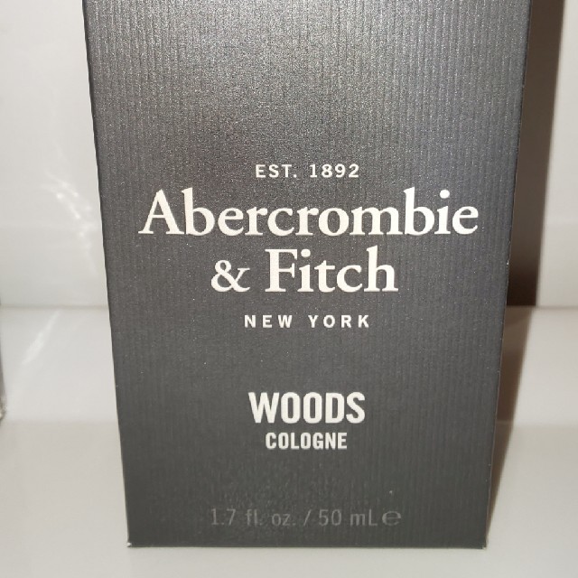 Abercrombie&Fitch(アバクロンビーアンドフィッチ)のAbercrombie&Fitch WOODS コスメ/美容の香水(香水(男性用))の商品写真