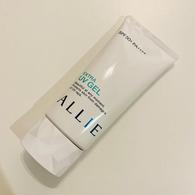 ALLIE(アリィー)の【yatoai731様専用】ALLIE Extra UV GEL 日焼け止め コスメ/美容のボディケア(日焼け止め/サンオイル)の商品写真