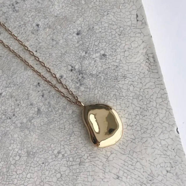 未使用品❣️CHIEKO＋　Ｍanon necklace gold レディースのアクセサリー(ネックレス)の商品写真