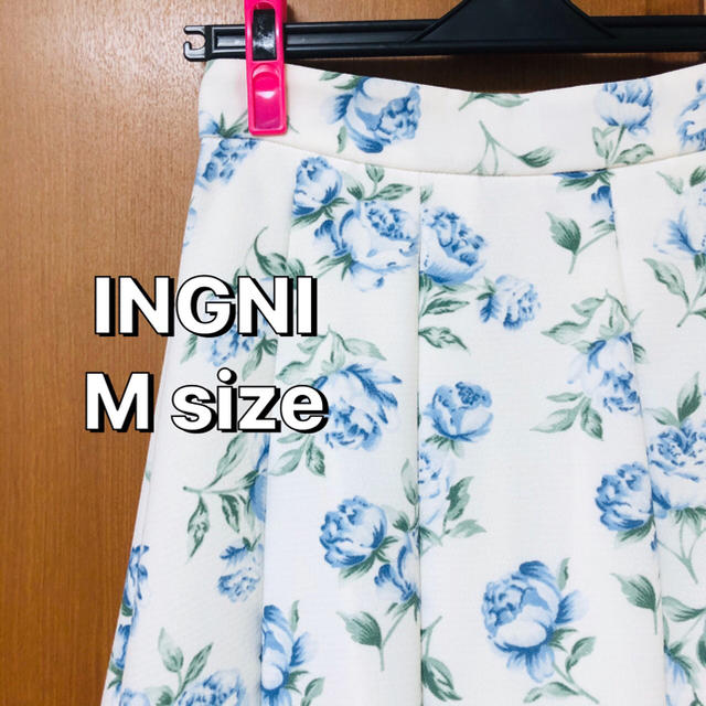 INGNI(イング)のINGNI イング　花柄スカート　薔薇　 レディースのスカート(ミニスカート)の商品写真