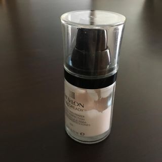 レブロン(REVLON)の残量5割(化粧下地)