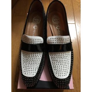 ジェフリーキャンベル(JEFFREY CAMPBELL)の【ジェフリーキャンベル】スタッズ ローファー(ローファー/革靴)