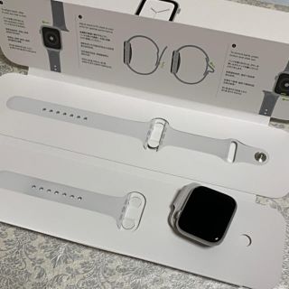 アップル(Apple)のApple Watch Series 4（GPSモデル）44mm(腕時計(デジタル))