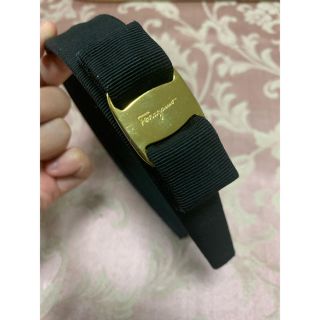 サルヴァトーレフェラガモ(Salvatore Ferragamo)のフェラガモ　カチューシャ　BLACK(カチューシャ)