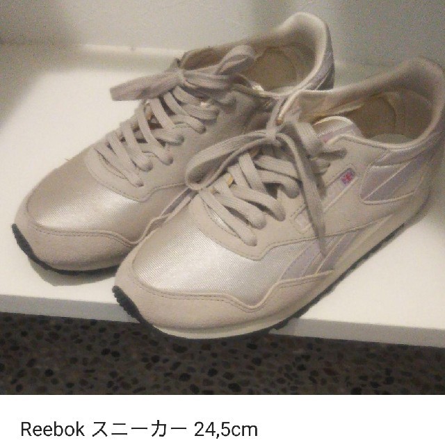 Reebok(リーボック)の洋さま専用 Reebok スニーカー 24,5cm レディースの靴/シューズ(スニーカー)の商品写真