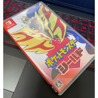 ニンテンドースイッチ(Nintendo Switch)のポケットモンスター　シールド(家庭用ゲームソフト)