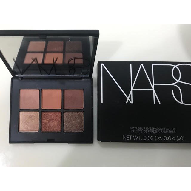 NARS(ナーズ)のNARS ナーズ ヴォワヤジュール アイシャドーパレット コスメ/美容のベースメイク/化粧品(アイシャドウ)の商品写真