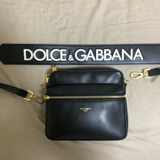 dolce&gabbana ショルダーバッグ　メンズ