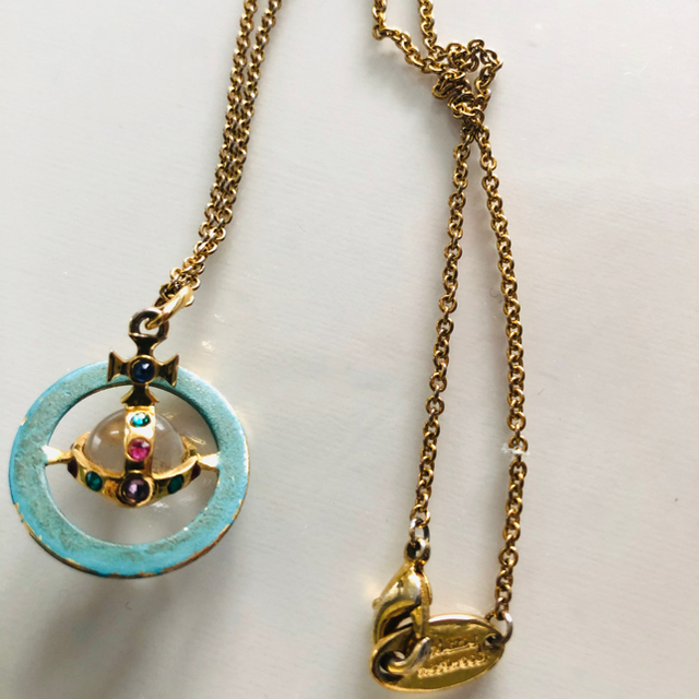 Vivienne Westwood(ヴィヴィアンウエストウッド)のヴィヴィアンウエストウッド ブルーサテライトネックレス レディースのアクセサリー(ネックレス)の商品写真