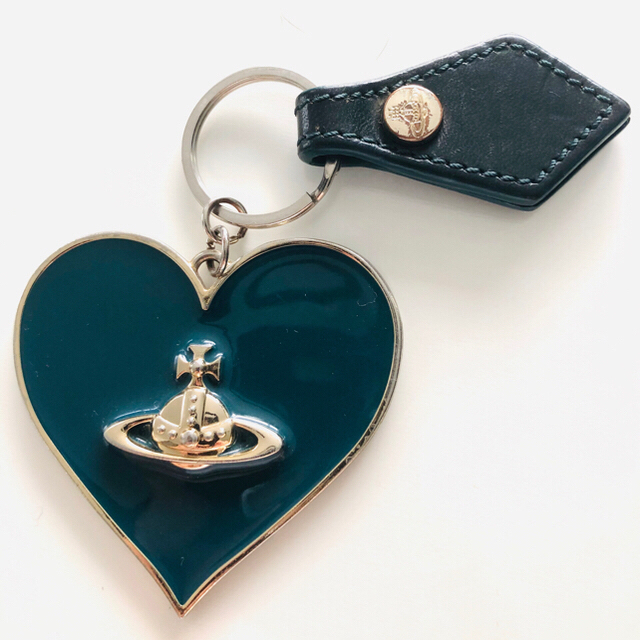 Vivienne Westwood(ヴィヴィアンウエストウッド)のヴィヴィアンウエストウッド ブルーサテライトネックレス レディースのアクセサリー(ネックレス)の商品写真