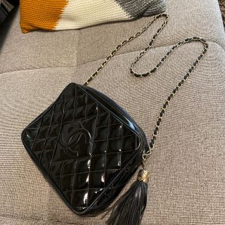 シャネル(CHANEL)のシャネル斜め掛けショルダーバッグ❤️(ショルダーバッグ)