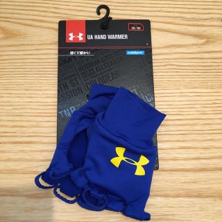 アンダーアーマー(UNDER ARMOUR)のハンドウォーマー(手袋)