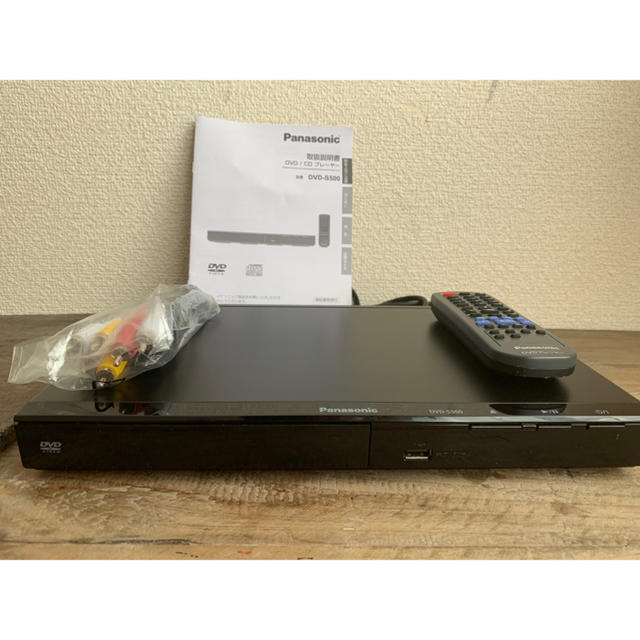 Panasonic(パナソニック)の【美品】パナソニック DVD プレーヤー　DVD-S500 スマホ/家電/カメラのテレビ/映像機器(DVDプレーヤー)の商品写真