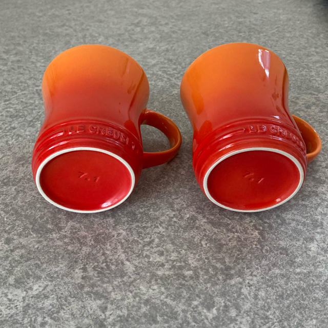 LE CREUSET(ルクルーゼ)のル・クルーゼ マグカップ オレンジS  ２個セット インテリア/住まい/日用品のキッチン/食器(グラス/カップ)の商品写真