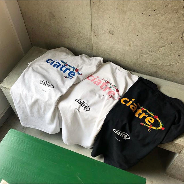carhartt(カーハート)のciatreシャツ メンズのトップス(Tシャツ/カットソー(半袖/袖なし))の商品写真
