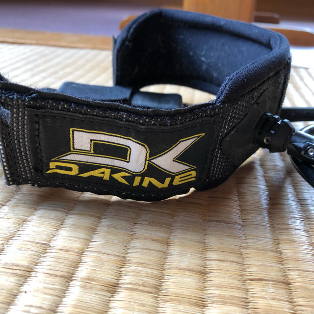 Dakine(ダカイン)のリーシュコード スポーツ/アウトドアのスポーツ/アウトドア その他(サーフィン)の商品写真