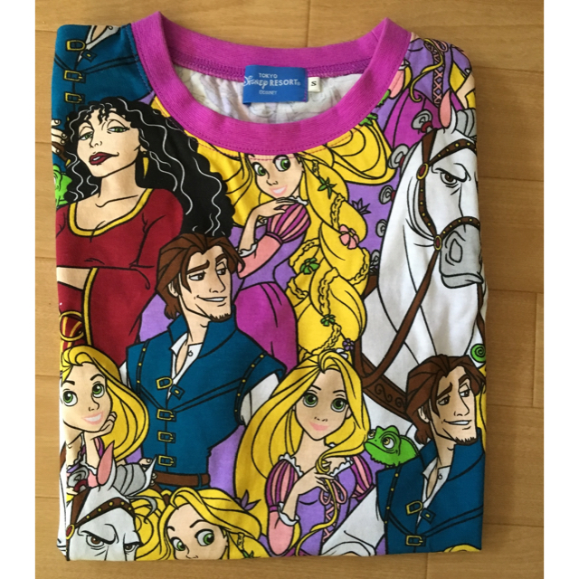 Disney ラプンツェル 総柄tシャツの通販 By ぶっかけうどん S Shop ディズニーならラクマ