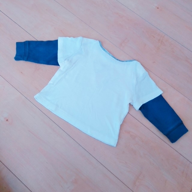 GUESS(ゲス)の最終値下げ！GUESS baby 長袖Tシャツ 3~6ヶ月 キッズ/ベビー/マタニティのベビー服(~85cm)(Ｔシャツ)の商品写真