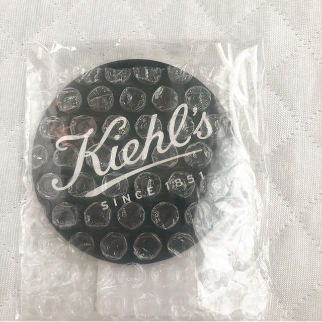 Kiehl's(キールズ)のKIEHL'S  手鏡 インテリア/住まい/日用品の収納家具(ドレッサー/鏡台)の商品写真