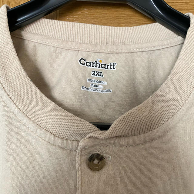 carhartt(カーハート)の古着 90s カーハート 半袖 Tシャツ 刺繍ロゴ ヘンリーネック ビッグサイズ メンズのトップス(Tシャツ/カットソー(半袖/袖なし))の商品写真