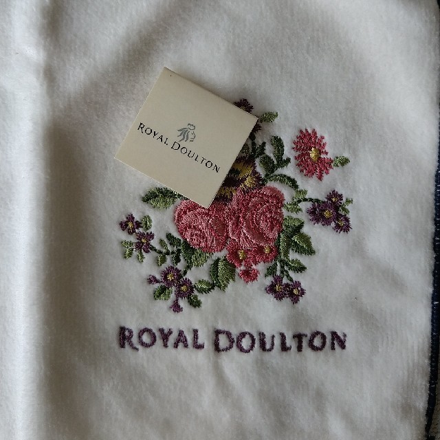 Royal Doulton(ロイヤルドルトン)のロイヤルドルトン タオルハンカチ レディースのファッション小物(ハンカチ)の商品写真