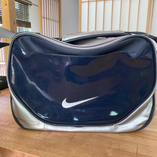 ナイキ(NIKE)のエナメルバッグ(その他)