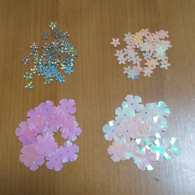 スパンコール 花4種の通販 By おっぽぐろ S Shop ラクマ スパンコール 花4種の通販 By おっぽぐろ S Shop ラクマ