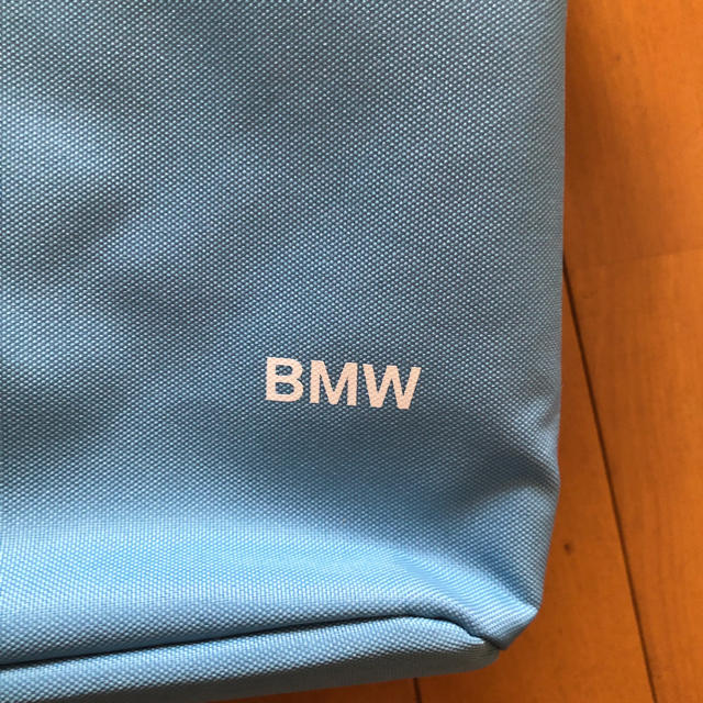 BMW(ビーエムダブリュー)の新品未使用　BMW  クーラーバッグ　エコバッグ インテリア/住まい/日用品の日用品/生活雑貨/旅行(日用品/生活雑貨)の商品写真