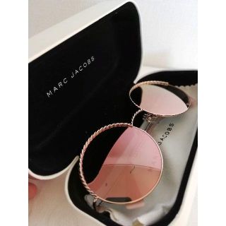 マークジェイコブス(MARC JACOBS)の【新品・未使用】石原さとみ着用　マーク・ジェイコブス ミラーサングラス(サングラス/メガネ)