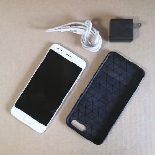 エイスース(ASUS)のASUS ZenFone 4 ZE554KL(スマートフォン本体)