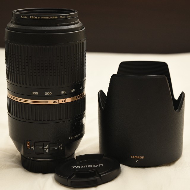 ニコン用 Tamron 70-300mm F/4-5.6 Di VC USD