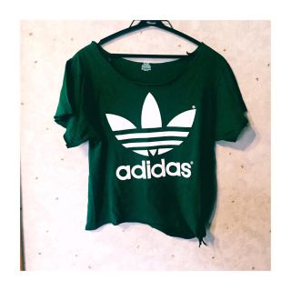 アディダス(adidas)のadidas リメイクシャツ(Tシャツ(半袖/袖なし))