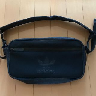 アディダス(adidas)のadidasミニショルダーバッグ(ショルダーバッグ)