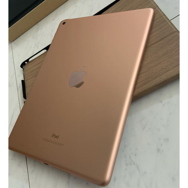 在庫大得価 iPad - iPad 第6世代 wifi 128GB keyboard 3点セット販売 ...