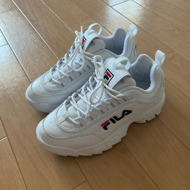 FILA スニーカー