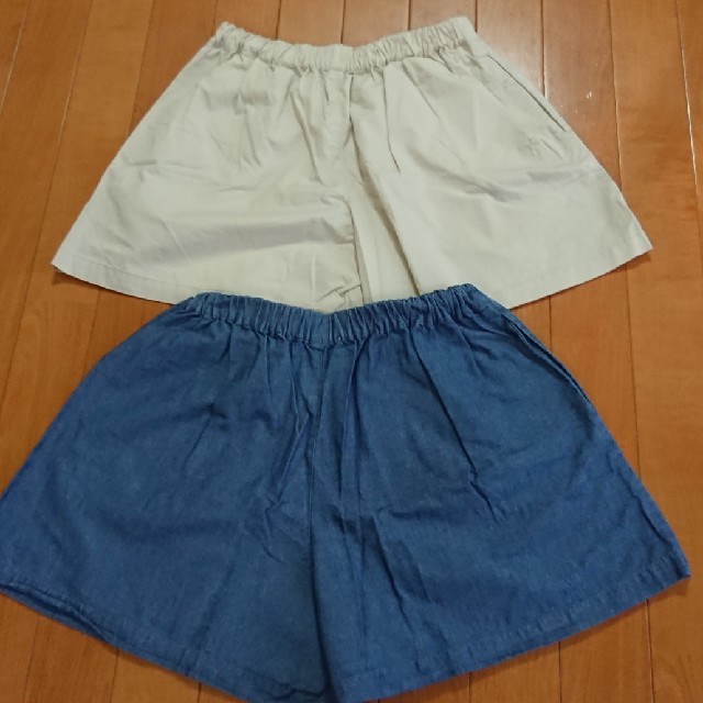 UNIQLO(ユニクロ)のkm mt様専用 ユニクロ キッズ ショートパンツ 150 XL 2枚 A キッズ/ベビー/マタニティのキッズ服女の子用(90cm~)(パンツ/スパッツ)の商品写真