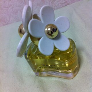 マークジェイコブス(MARC JACOBS)のマーク♡DAISY香水お取り置き中(香水(女性用))