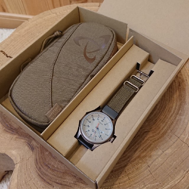 べべ様専用 新品未使用 ミステリーランチ タイメックス コラボ 腕時計 メンズの時計(腕時計(アナログ))の商品写真